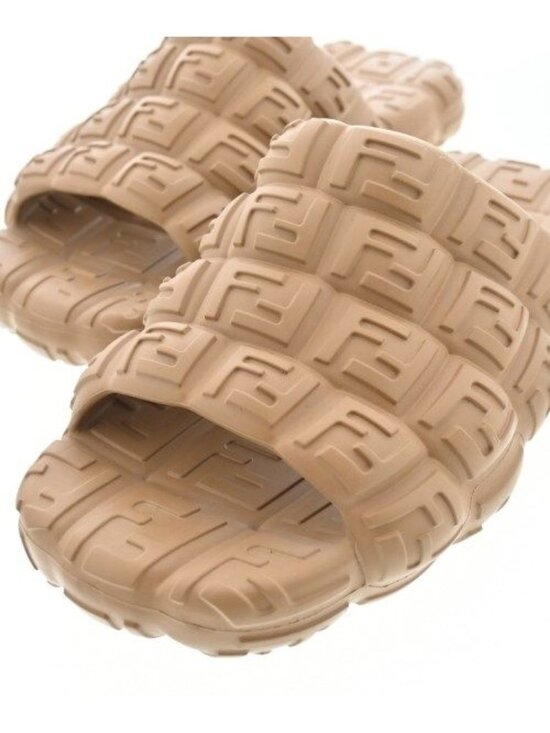 Fendi Sandals Beige